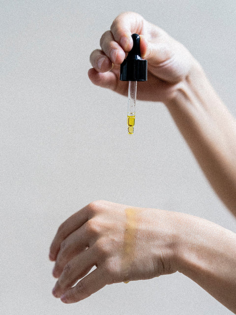 Mari & Anne - Faltenbügler